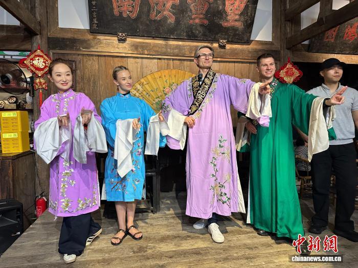 融的土地上 融的土地上